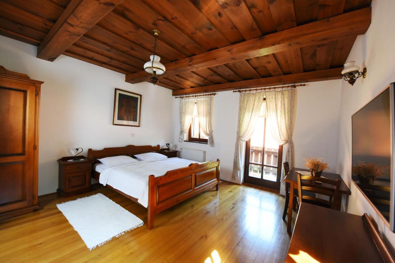 Domacija Seruga Countryside Hotel 新梅斯托 外观 照片