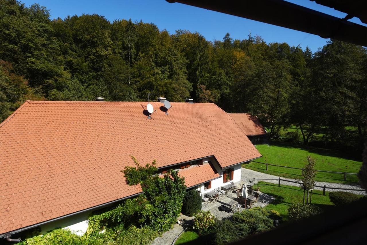 Domacija Seruga Countryside Hotel 新梅斯托 外观 照片